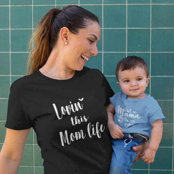 T-Shirt Addicts Tops - Lovin This Mom Life T-Shirt